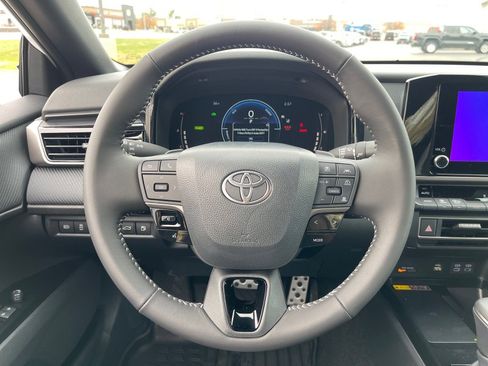 New 2026 Toyota Camry SE image 19