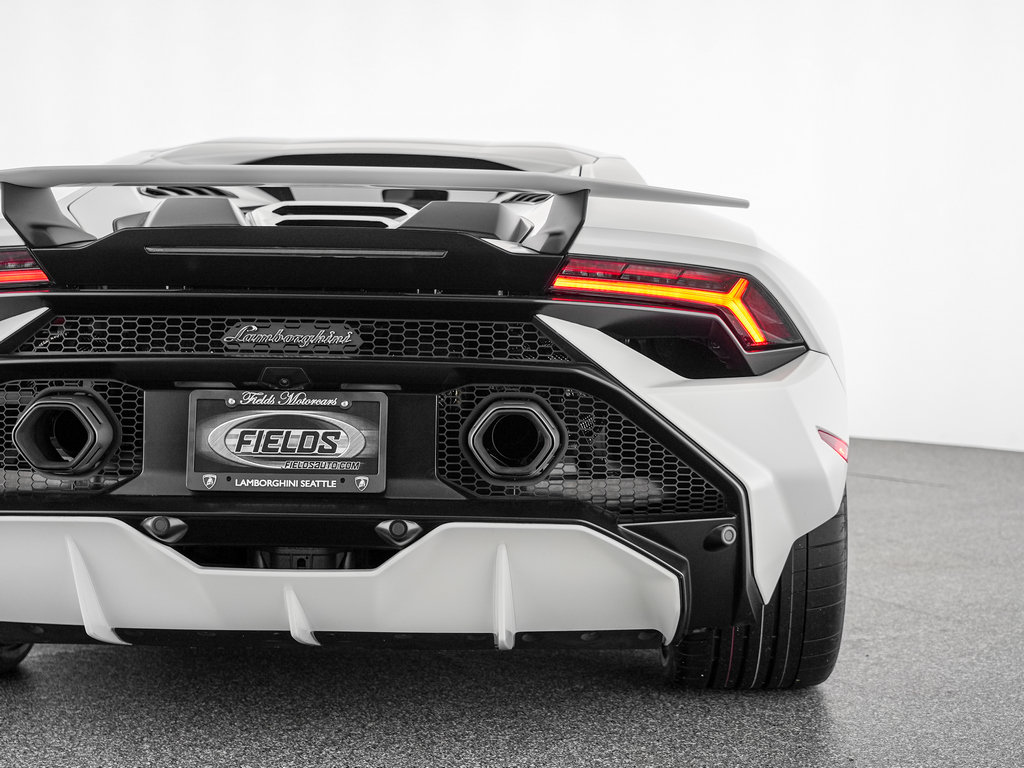 Used 2024 Lamborghini Huracan Tecnica RWD image 42