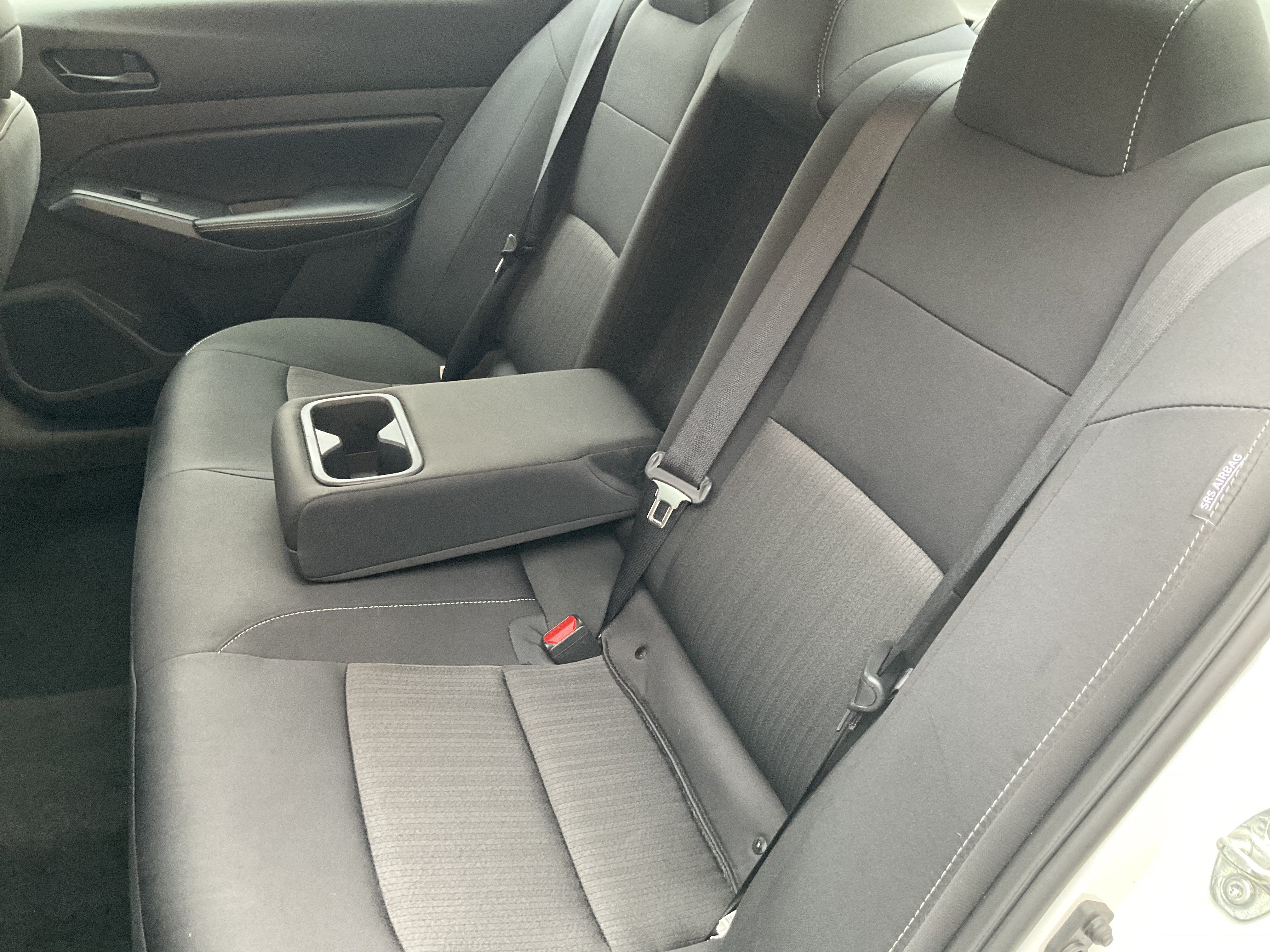 Used 2025 Nissan Altima 2.5 SV AWD/4WD image 34