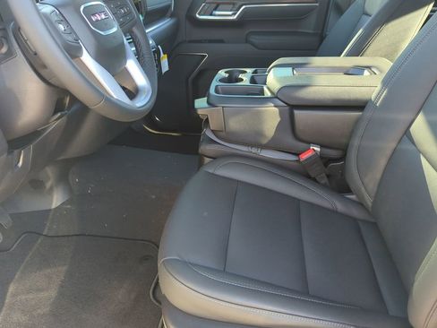 New 2026 GMC Sierra 1500 SLT AWD/4WD image 18