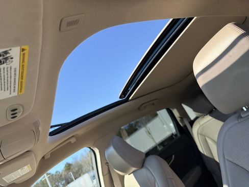 Used 2023 Lincoln Nautilus Reserve w/ Equipment Group 202A image 28