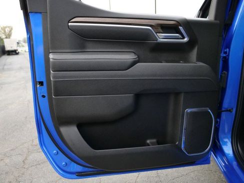 Used 2025 Chevrolet Silverado 1500 RST image 32