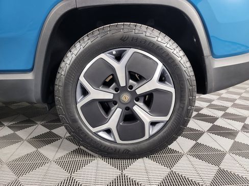 Used 2024 Rivian R1S Adventure AWD/4WD image 10