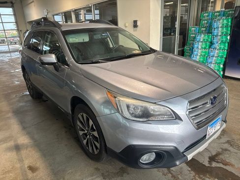 Used 2015 Subaru Outback 2.5i Limited w/ Popular Package #4 AWD/4WD image 2