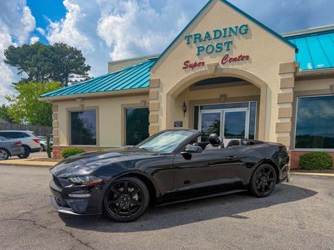 Used 2018 Ford Mustang Premium w/ Equipment Group 201A RWD image 3