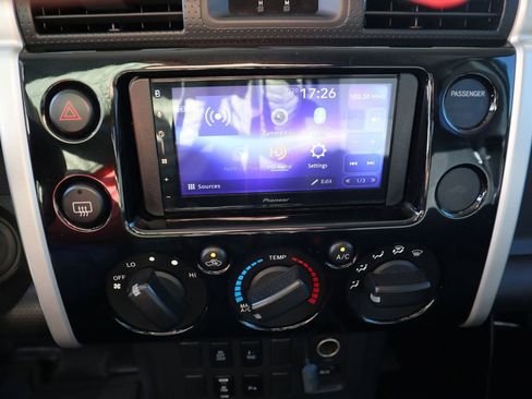 Used 2007 Toyota FJ Cruiser 4WD image 20