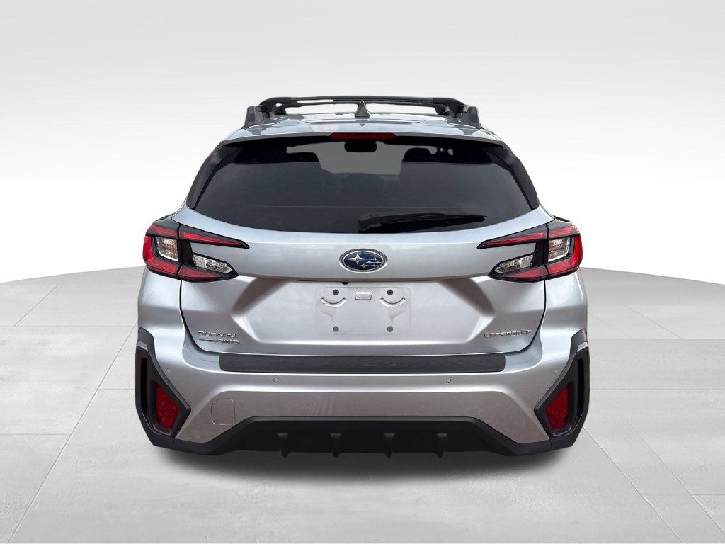 Used 2024 Subaru Crosstrek 2.5i Limited AWD/4WD image 4