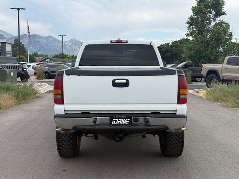 Used 2002 Chevrolet Silverado 2500 LT w/ Off-Road Skid Plate Pkg AWD/4WD image 11