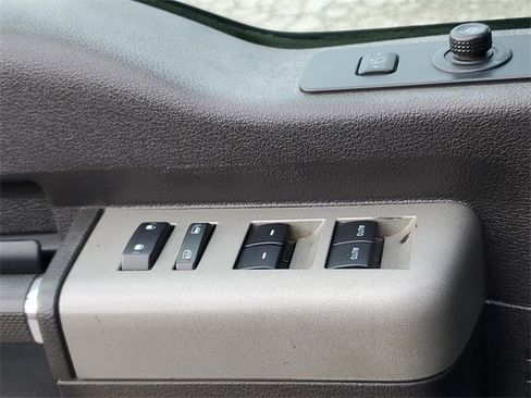 Used 2014 Ford F250 Lariat w/ Lariat Ultimate Package image 24