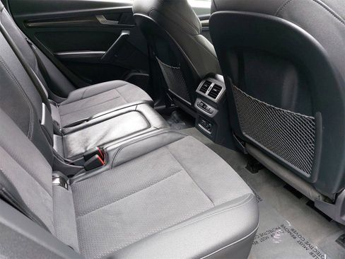 Used 2023 Audi SQ5 Prestige w/ Prestige Package image 12