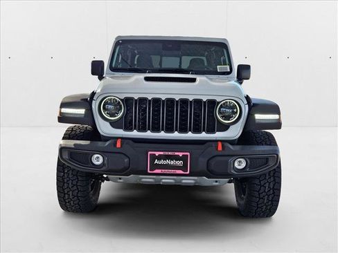 New 2025 Jeep Gladiator Mojave w/ Convenience Group image 6