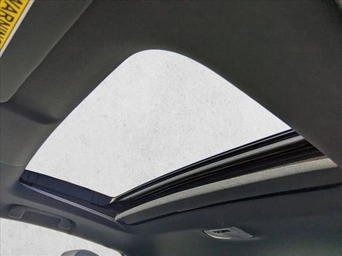 Used 2017 Honda Civic EX-T image 16