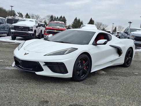 Used 2025 Chevrolet Corvette Stingray Coupe w/ Battery Protection Package image 5