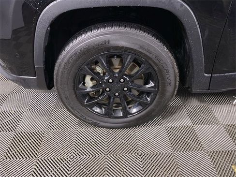 Used 2023 Jeep Cherokee Altitude Lux image 36