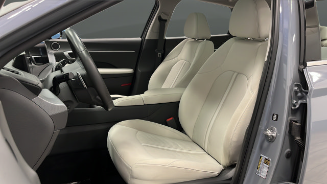 Used 2025 Hyundai Sonata SEL FWD image 9