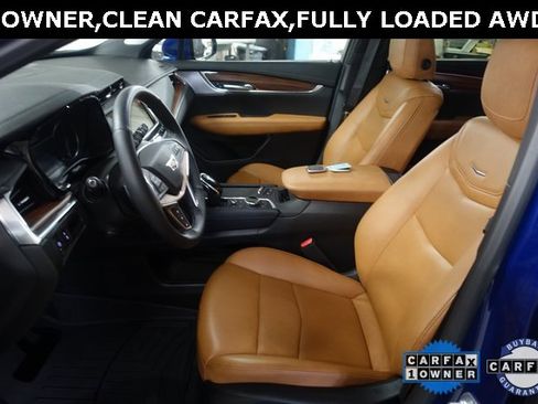 Used 2025 Cadillac XT5 Premium Luxury w/ LPO, Floor Liner Package image 10