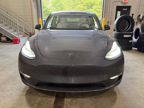 Used 2020 Tesla Model Y Long Range AWD/4WD image 2
