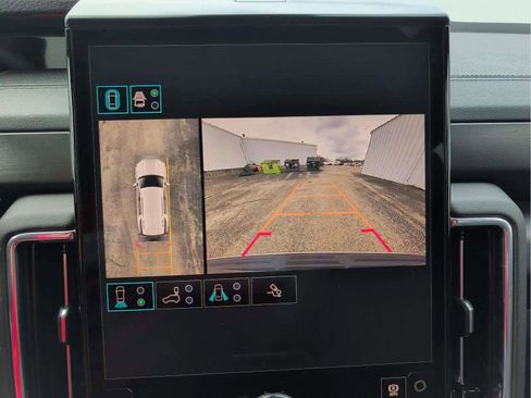 New 2026 GMC Yukon 4WD Denali w/ Advanced Technology Package image 12