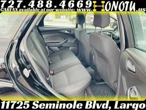 Used 2018 Ford Focus SE FWD image 15