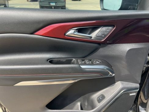 Used 2024 Chevrolet Traverse RS w/ LPO, Floor Liner Package AWD/4WD image 16