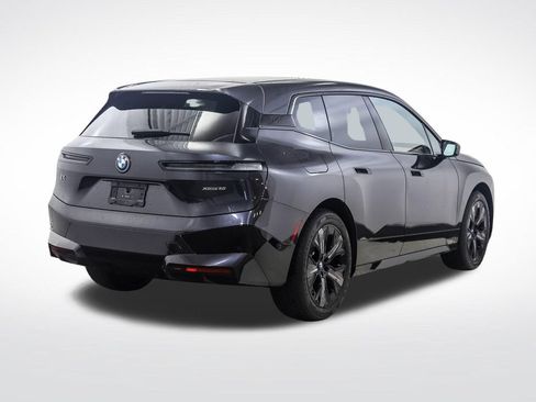Certified 2024 BMW iX xDrive50 w/ Premium Package AWD/4WD image 5