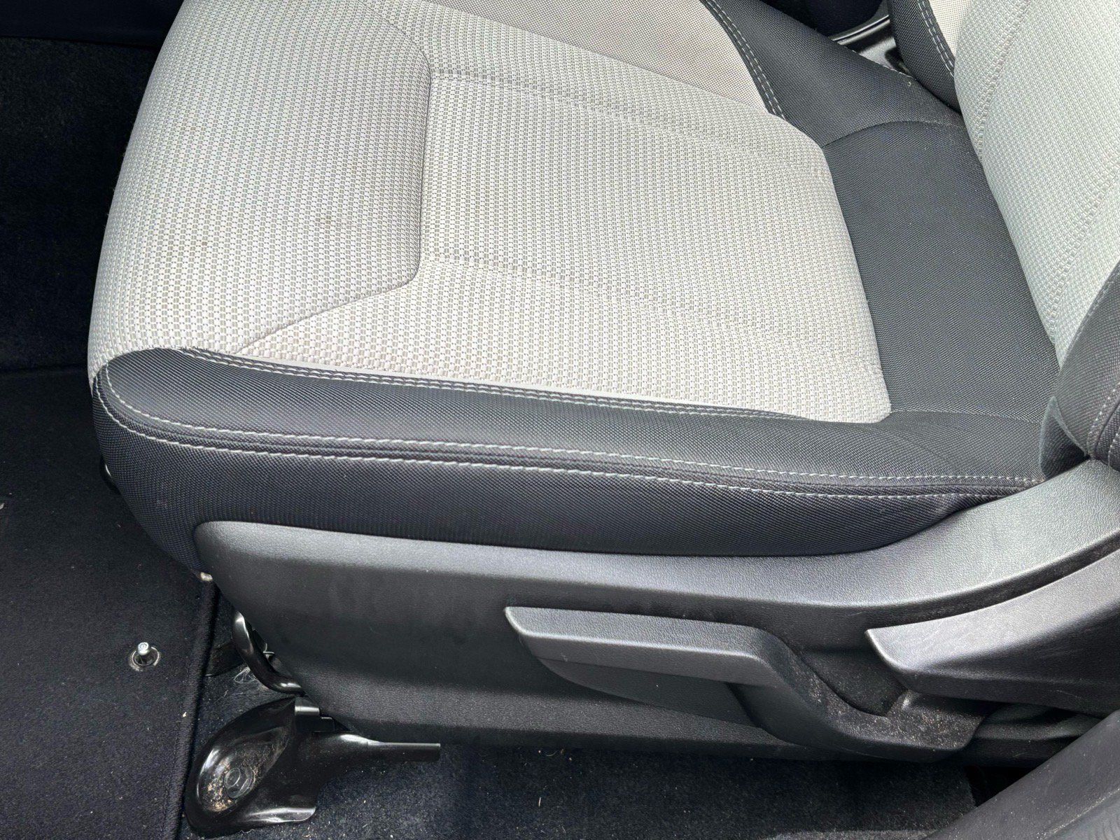 Used 2023 Subaru Forester AWD/4WD image 9