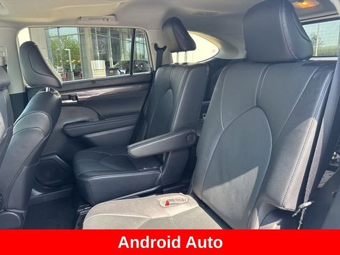 Used 2023 Toyota Highlander Limited AWD/4WD image 14