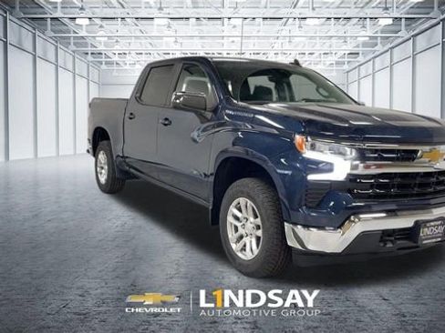 Used 2023 Chevrolet Silverado 1500 LT image 2