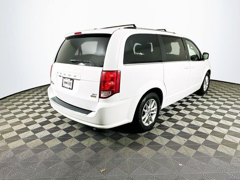 Certified 2019 Dodge Grand Caravan SXT image 10