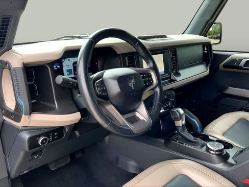 Used 2023 Ford Bronco Wildtrak AWD/4WD image 17