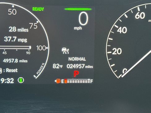Used 2025 Honda CR-V Sport-L image 29