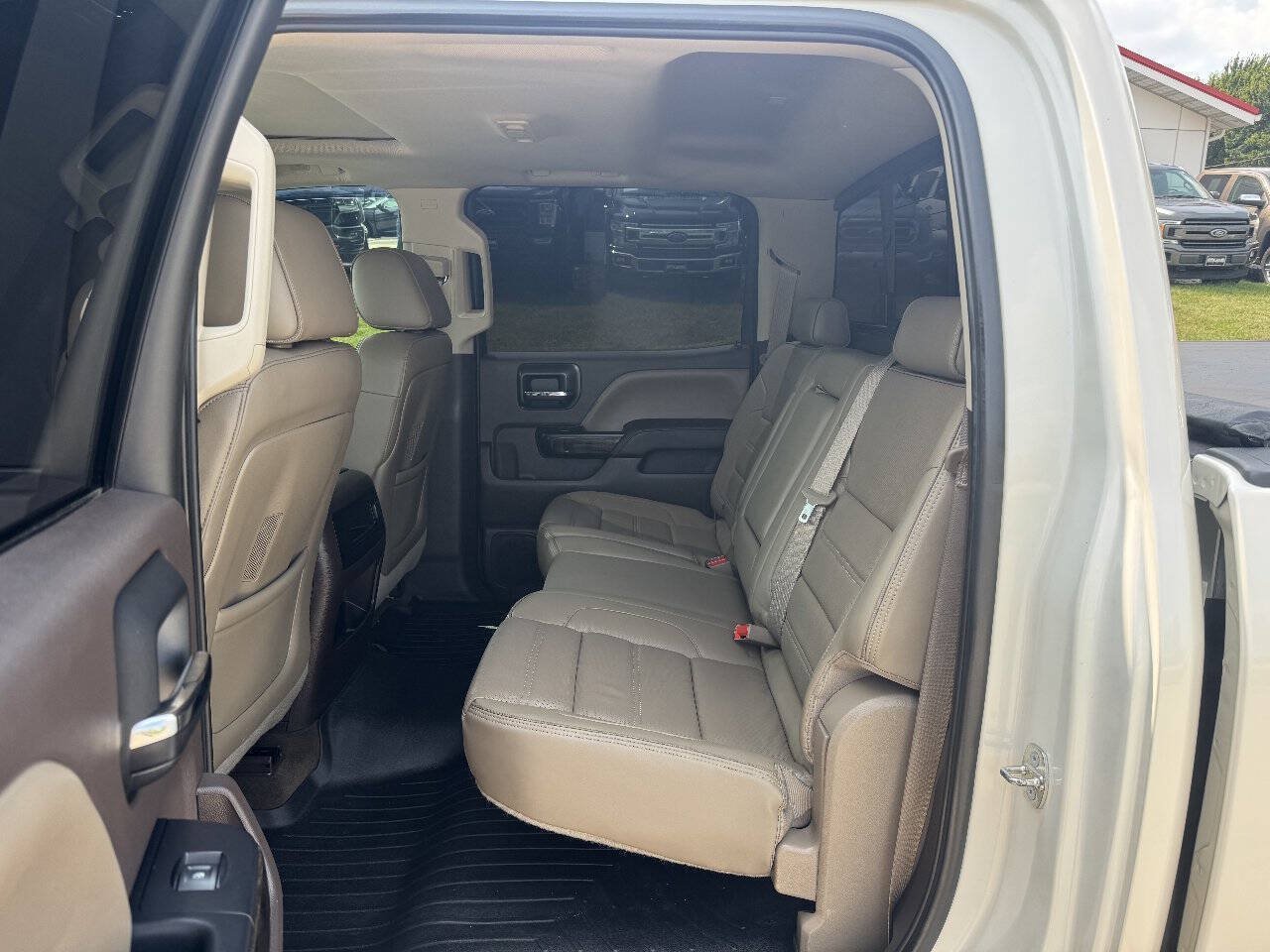 Used 2015 GMC Sierra 1500 Denali w/ Driver Alert Package AWD/4WD image 12