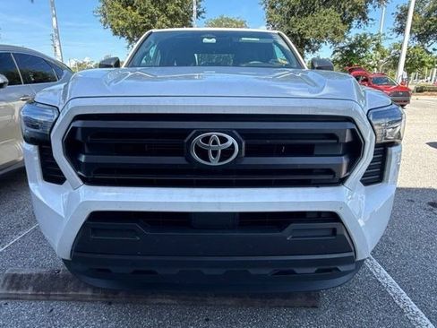 Certified 2024 Toyota Tacoma SR AWD/4WD image 6