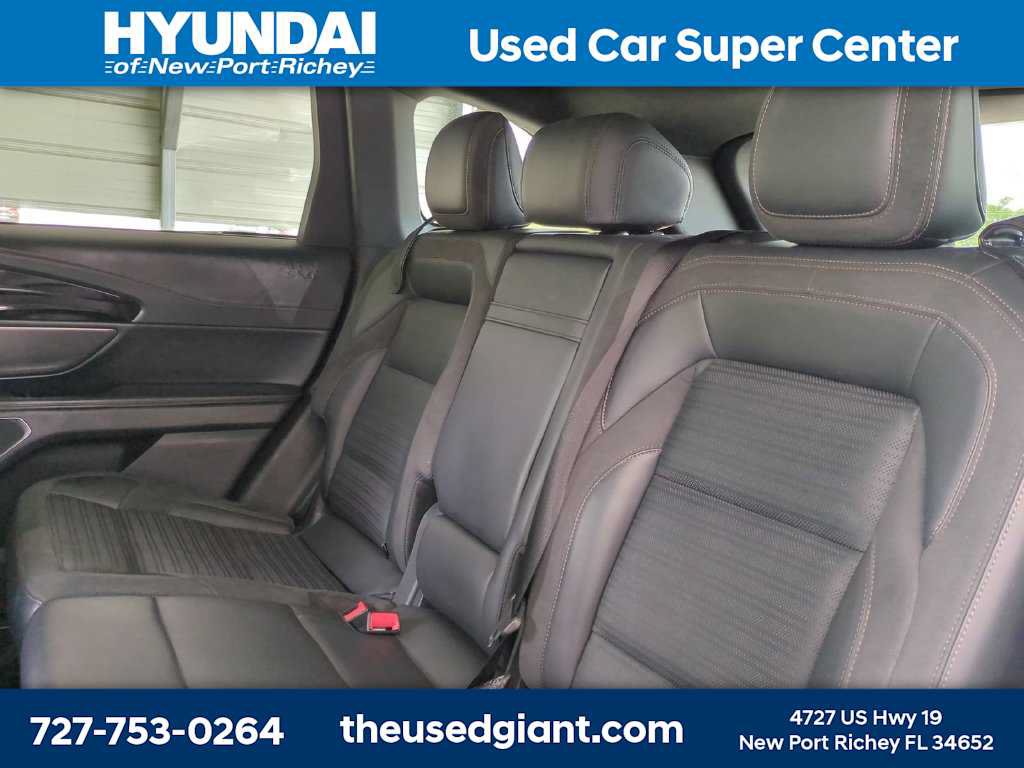 Used 2024 Lincoln Nautilus Reserve w/ Equipment Group 202A AWD/4WD image 15