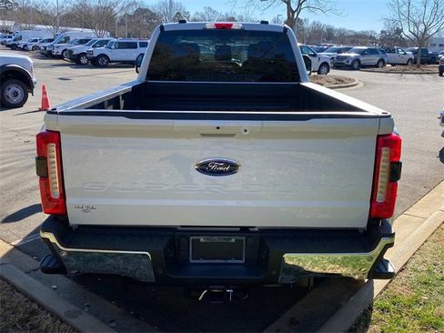 Used 2026 Ford F450 Lariat image 32