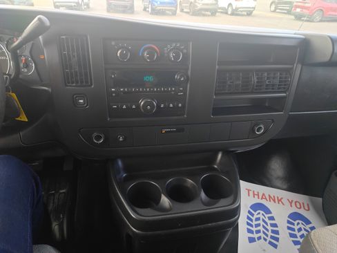 Used 2012 Chevrolet Express 1500 AWD image 23