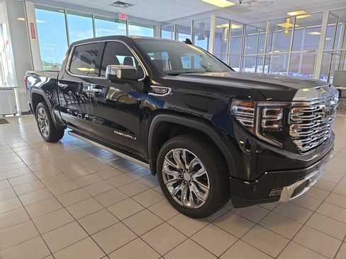 Used 2025 GMC Sierra 1500 Denali AWD/4WD image 2