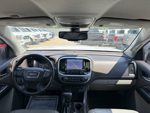 Used 2015 GMC Canyon SLT RWD image 17