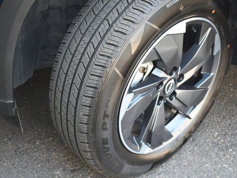 Used 2026 Nissan Rogue SV AWD/4WD image 11