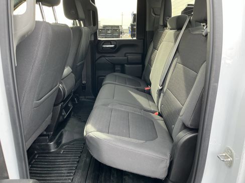 Used 2021 Chevrolet Silverado 2500 W/T w/ WT Convenience Package image 17