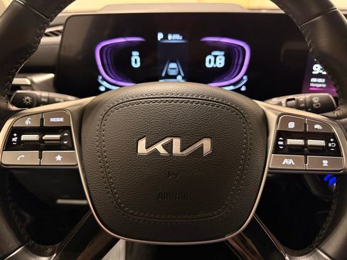 Used 2025 Kia Telluride S image 19