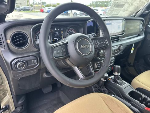 New 2026 Jeep Gladiator Willys AWD/4WD image 17