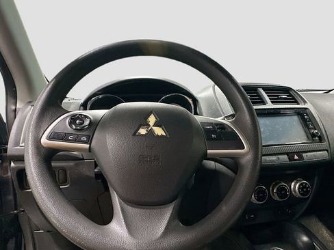 Used 2020 Mitsubishi Outlander Sport SE image 12