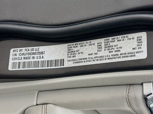 Used 2022 Jeep Grand Cherokee Overland w/ Luxury Tech Group IV image 12