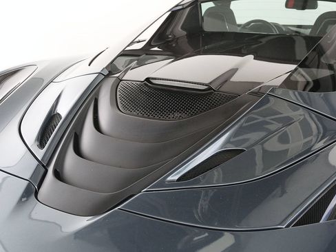 Used 2022 McLaren 720S Performance RWD image 12