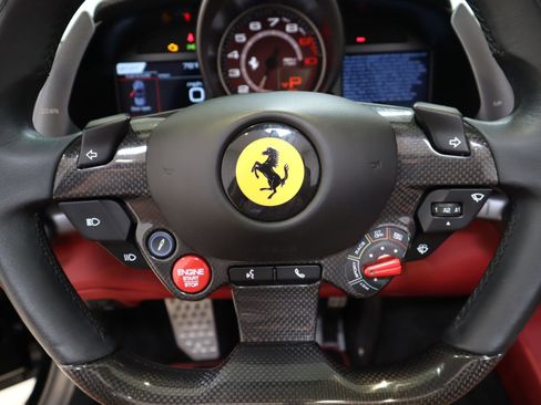 Certified 2021 Ferrari 812 GTS RWD image 28