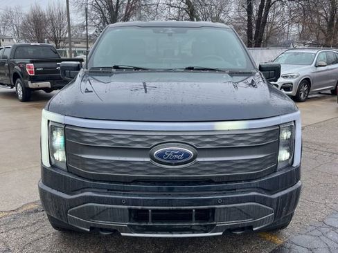 Used 2023 Ford F150 Lightning Lariat image 2