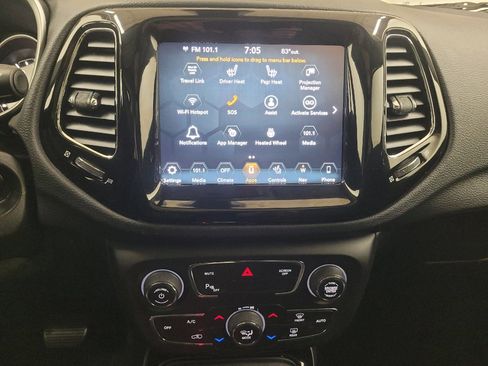 Used 2018 Jeep Compass Limited w/ Navigation Group AWD/4WD image 25