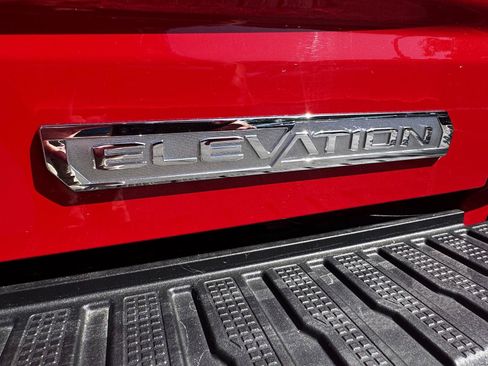 Certified 2024 GMC Sierra 1500 Elevation w/ Elevation Premium Package AWD/4WD image 11