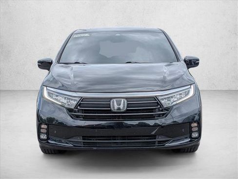 Used 2023 Honda Odyssey Touring image 2